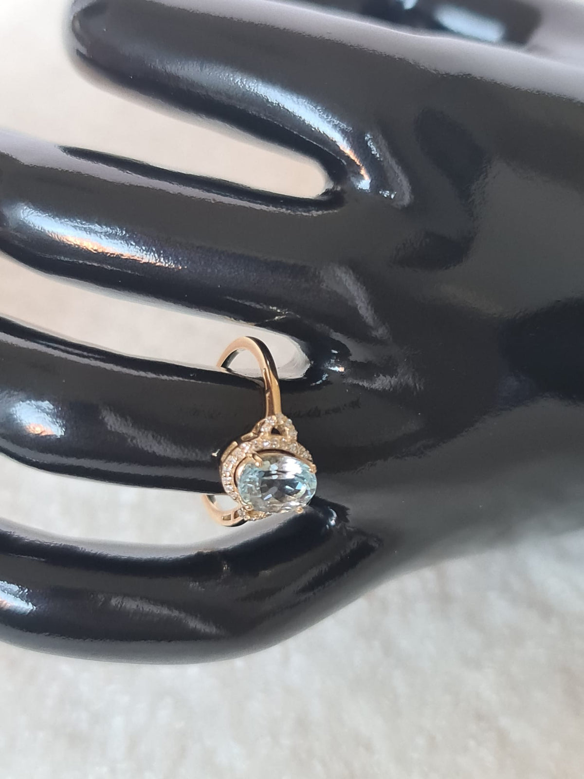 1.49 Ct Oval Mixed Cut
Natural Aquamarine 14K
Gold Ring-certified