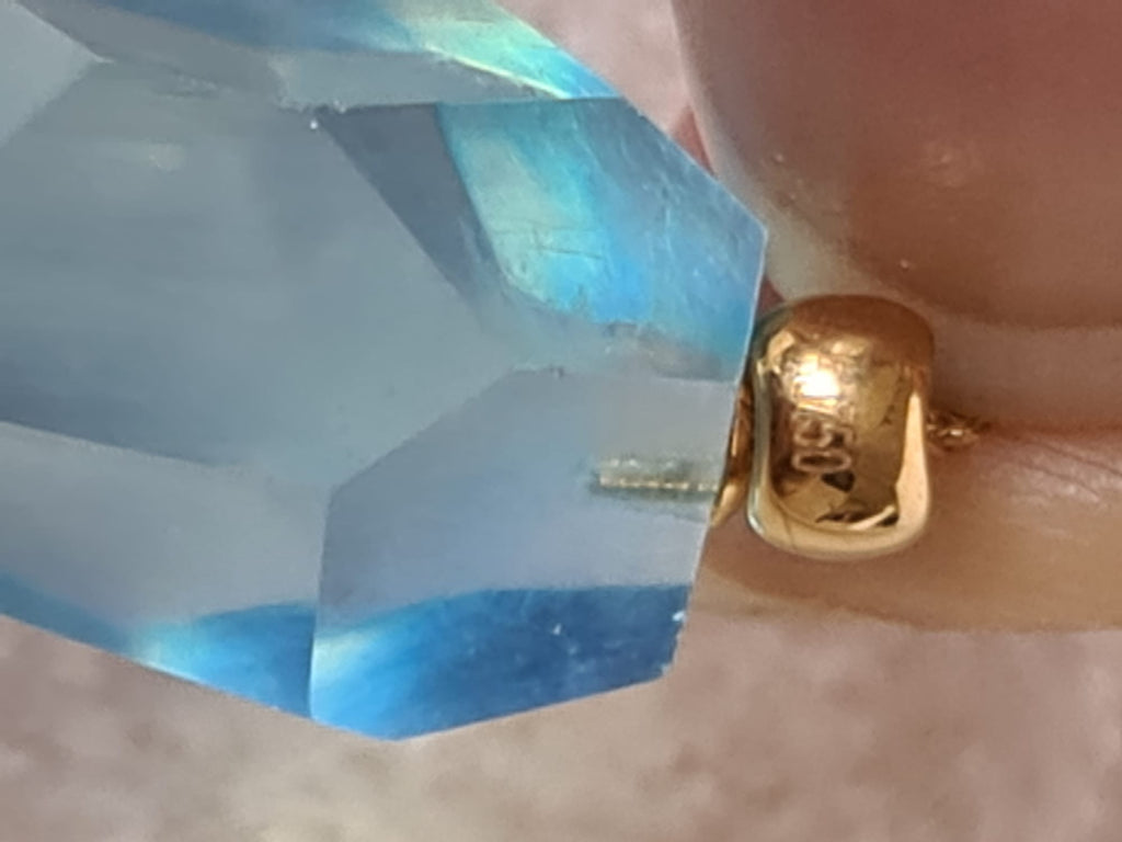 18k gold necklace with natural aquamarine pendant-certified