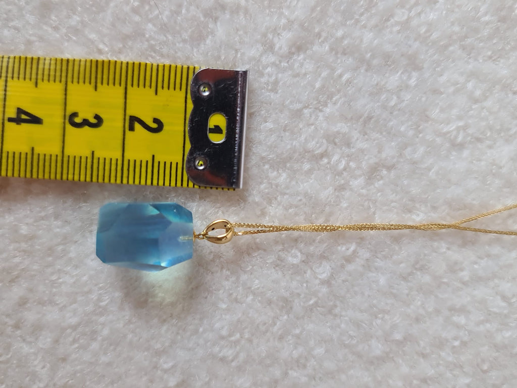 18k gold necklace with natural aquamarine pendant-certified