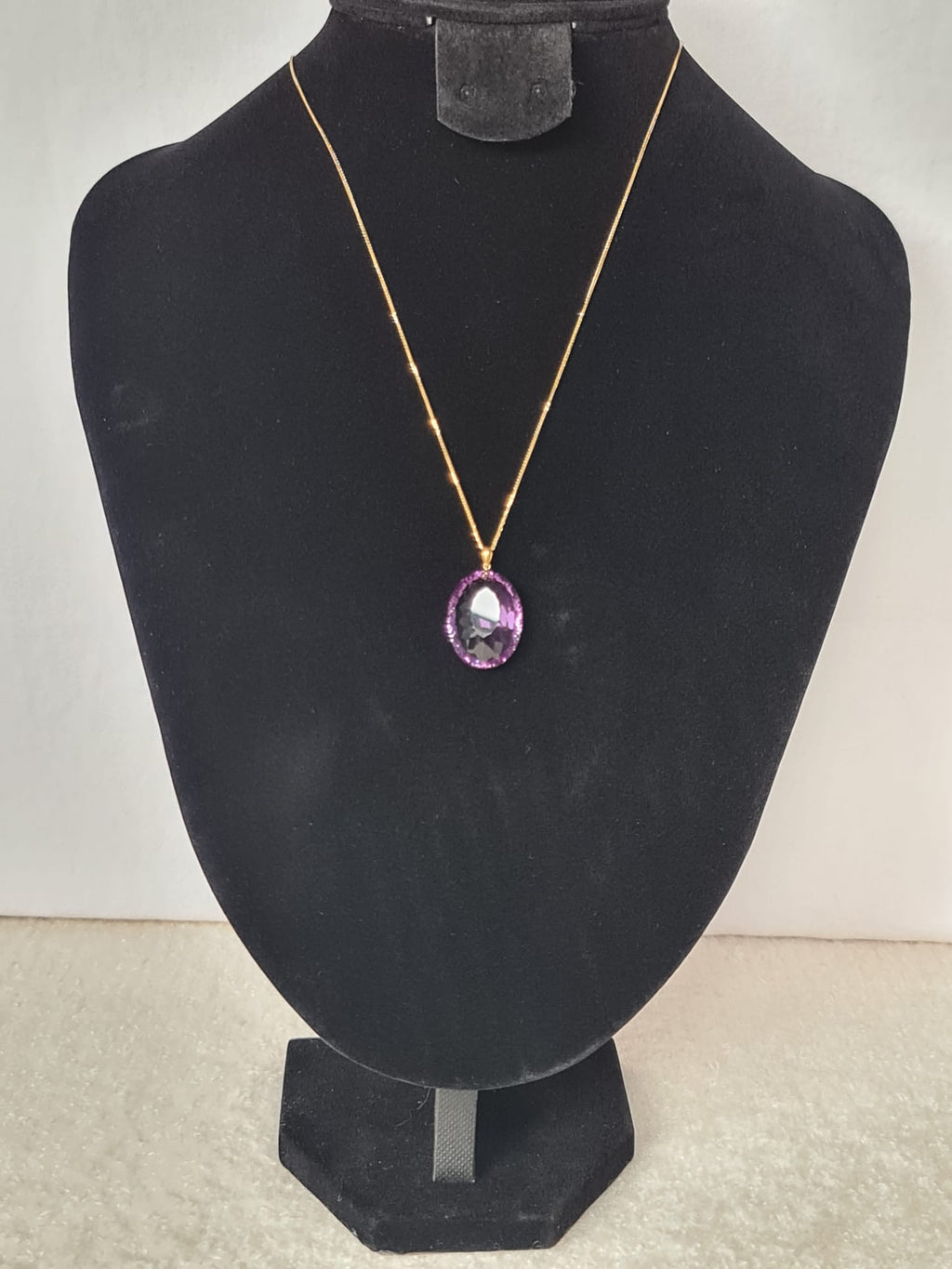 18k gold necklace with natural amethyst pendant