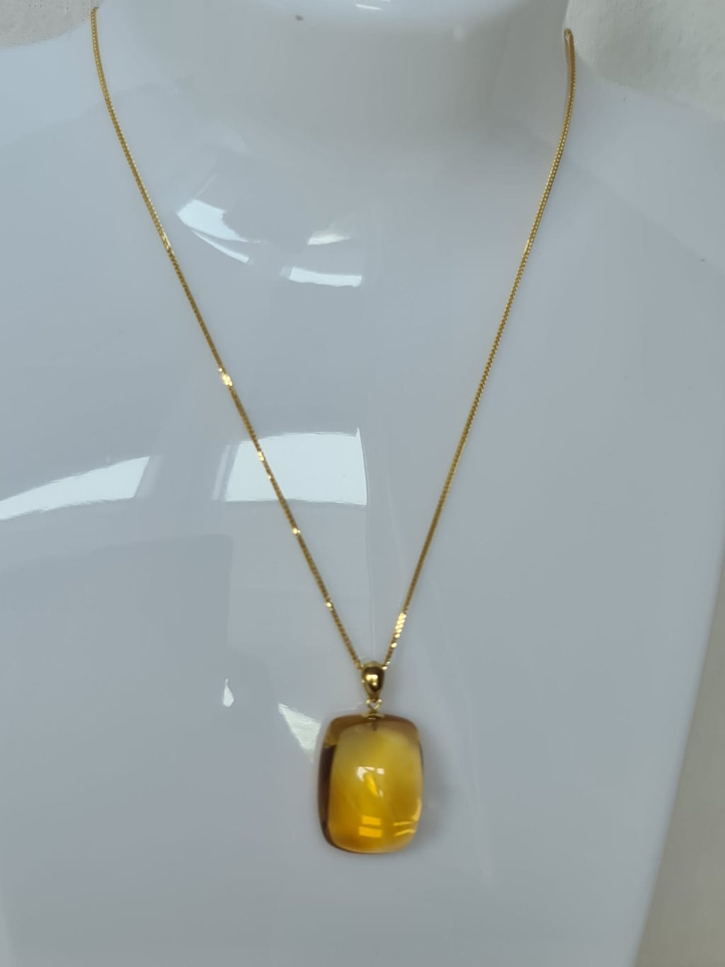 18k gold necklace with natural Citrine-certified