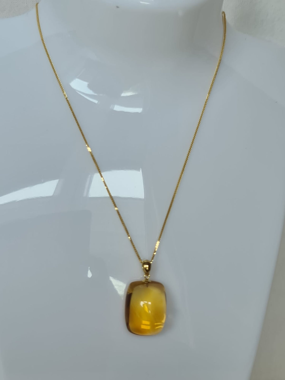18k gold necklace with natural Citrine-certified