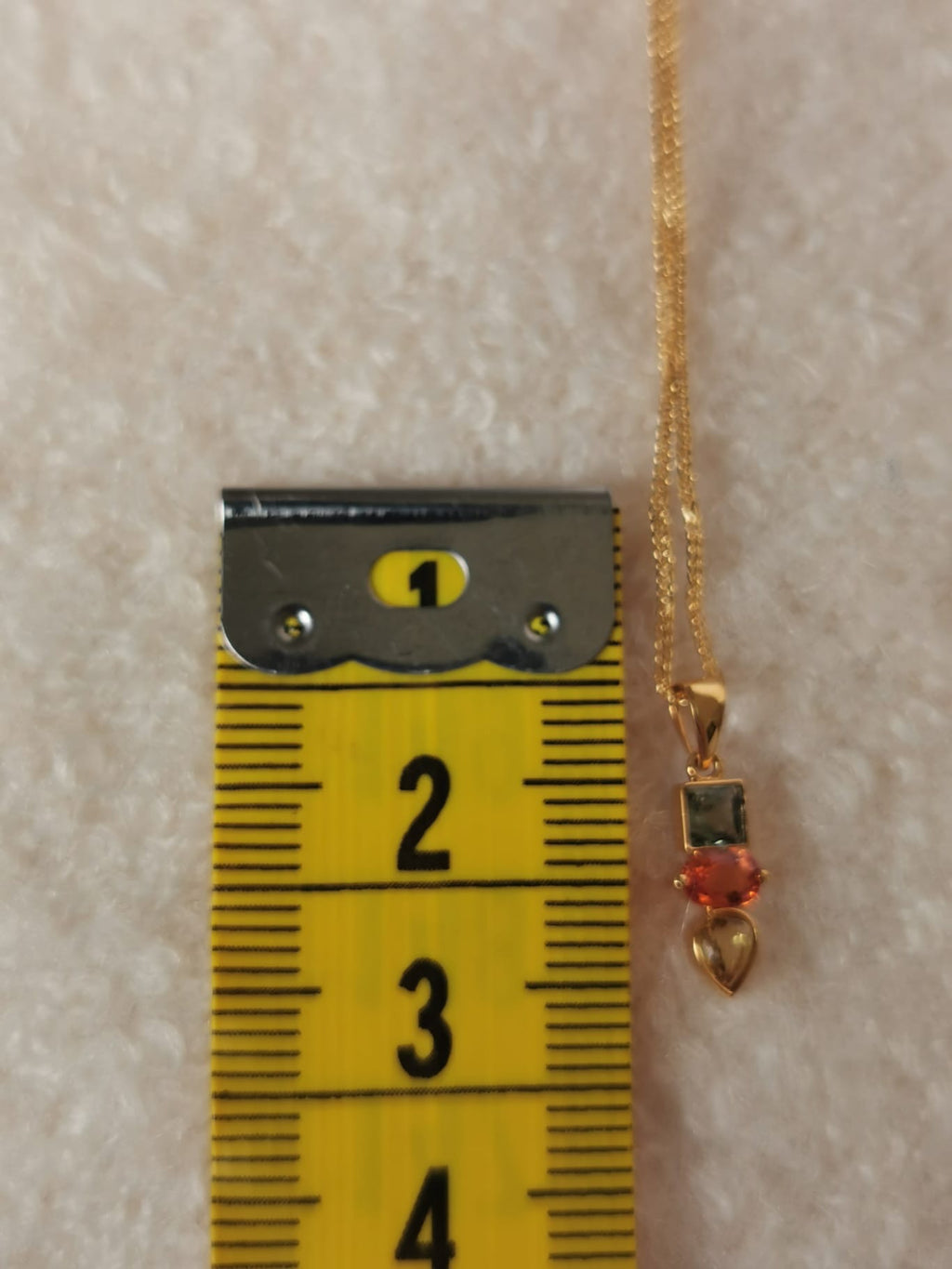 18k gold necklace with sapphire pendant, certificated