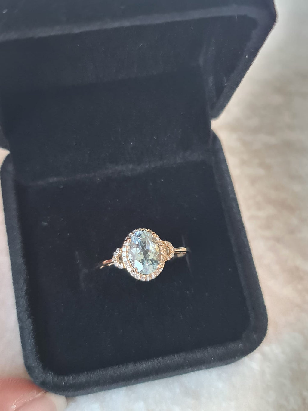 1.49 Ct Oval Mixed Cut
Natural Aquamarine 14K
Gold Ring-certified
