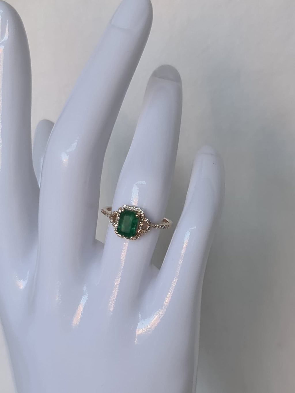 1.39 Ct Octagon Step Cut Natural Emerald 14K Gold
Ring-certified
