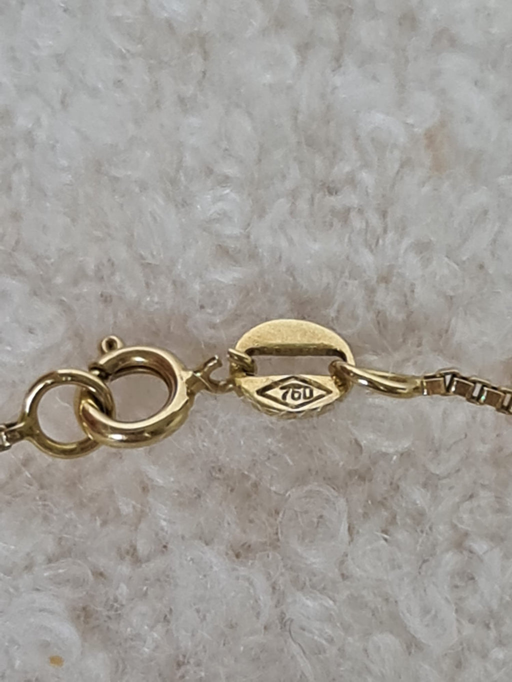 18k necklace