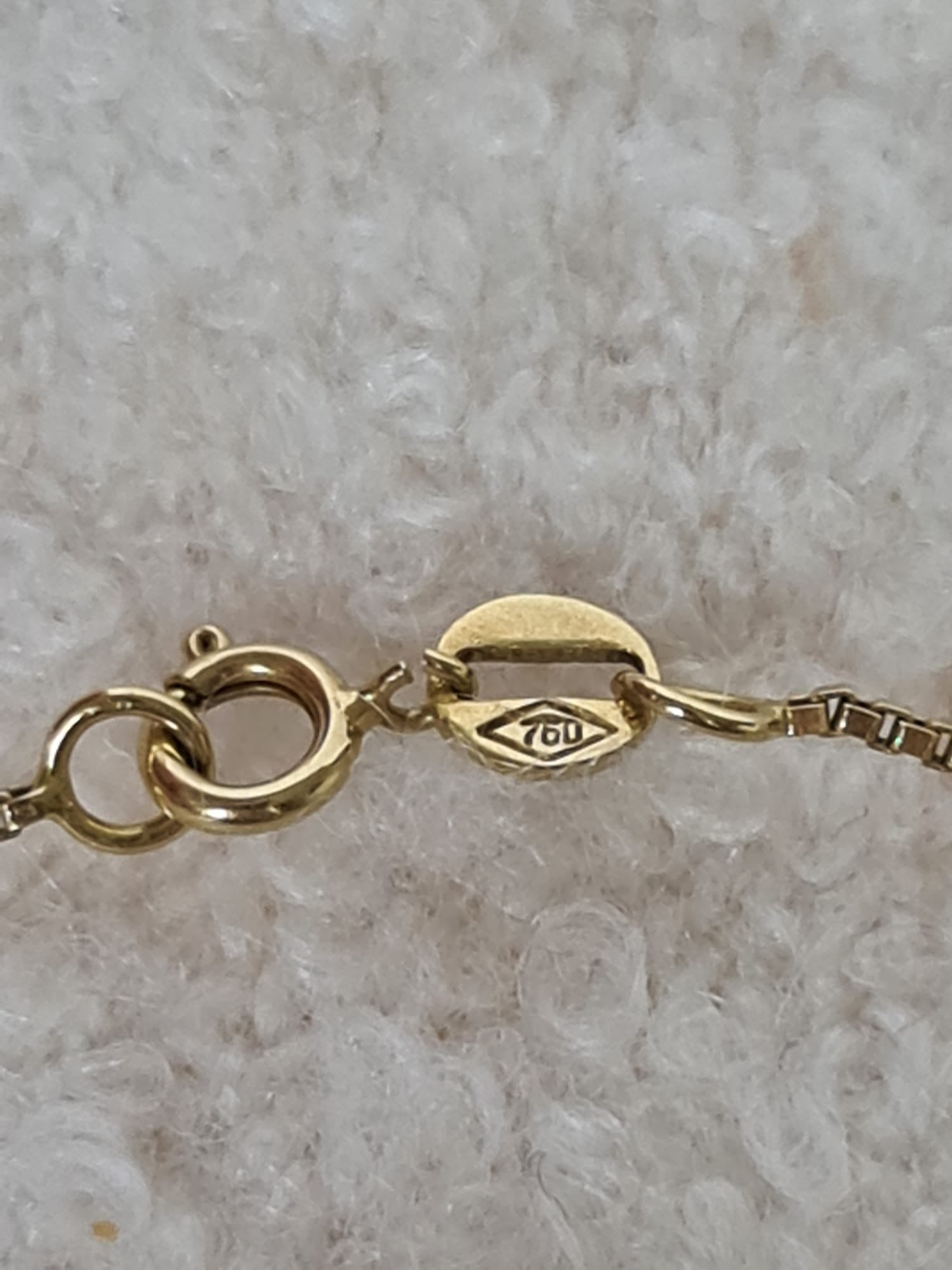 18k necklace