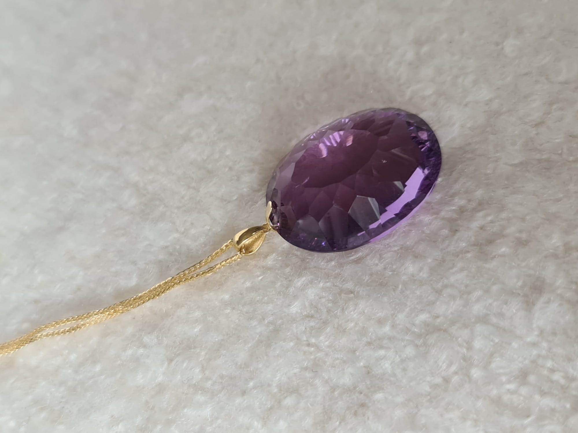 18k gold necklace with natural amethyst pendant