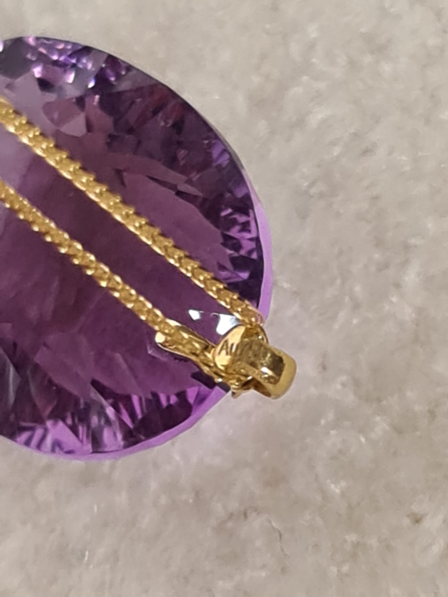 18k gold necklace with natural amethyst pendant